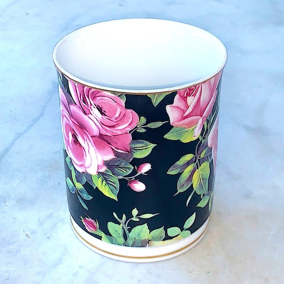 GRACES TEAWARE ROSES COFFEE MUG CUP NEW PORCELAIN - Picture 2 of 6